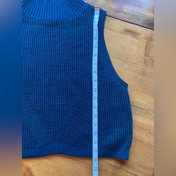 Zac Posen sweater. Size XL - Picture 9 of 11